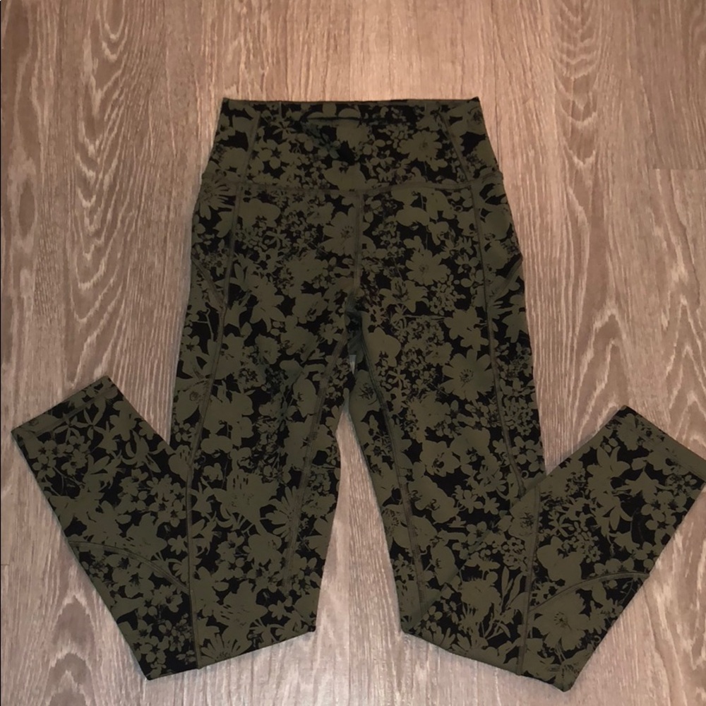 Lululemon align pant efflorescent barracks green - Picture 2 of 5